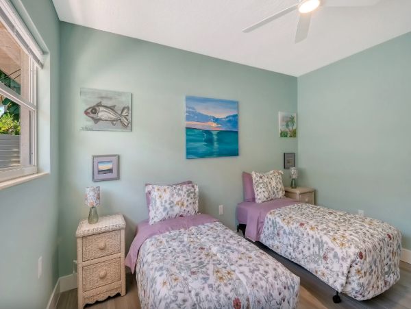 Luxury Lido Key Vacation Home -Private Pool & Beach Access